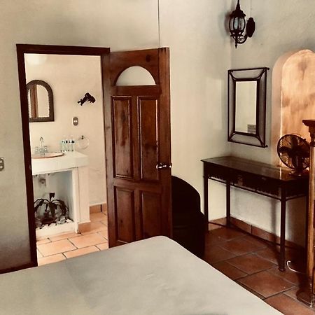 Hotel El Telon Tepoztlán Kültér fotó